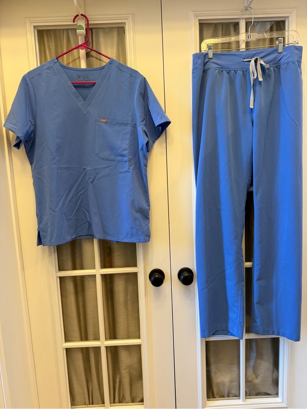 LARGE Ceil Blue Figs Scrub Set w/ TALL Pants LIKE NEW!!